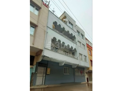 3 Bay Eyüp ŞAHİN' den 4 daireden oluşan komple satılık bina